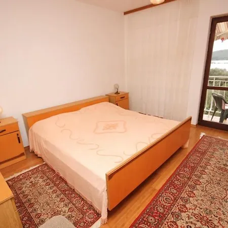 Apartment By The Sea Muline, Ugljan - 8520